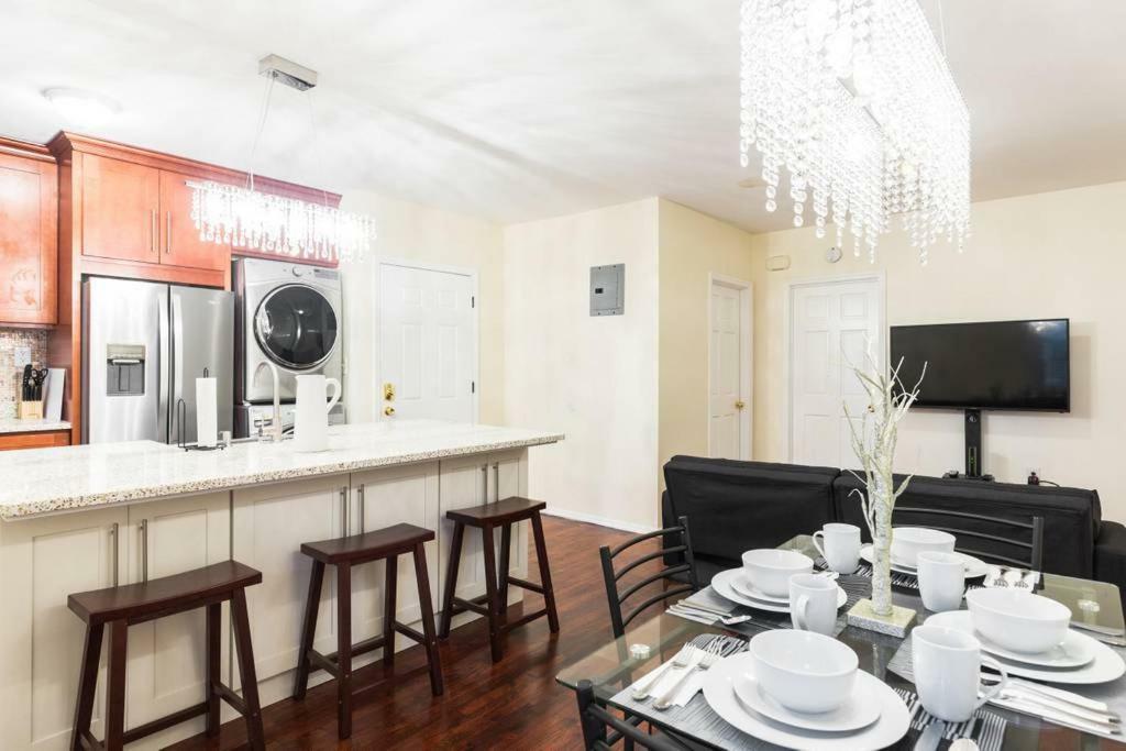 نيو يورك Brooklyn 3 Bedroom 1 Bathroom 8 Minutes To Subway 30 Minutes To Manhattan المظهر الخارجي الصورة